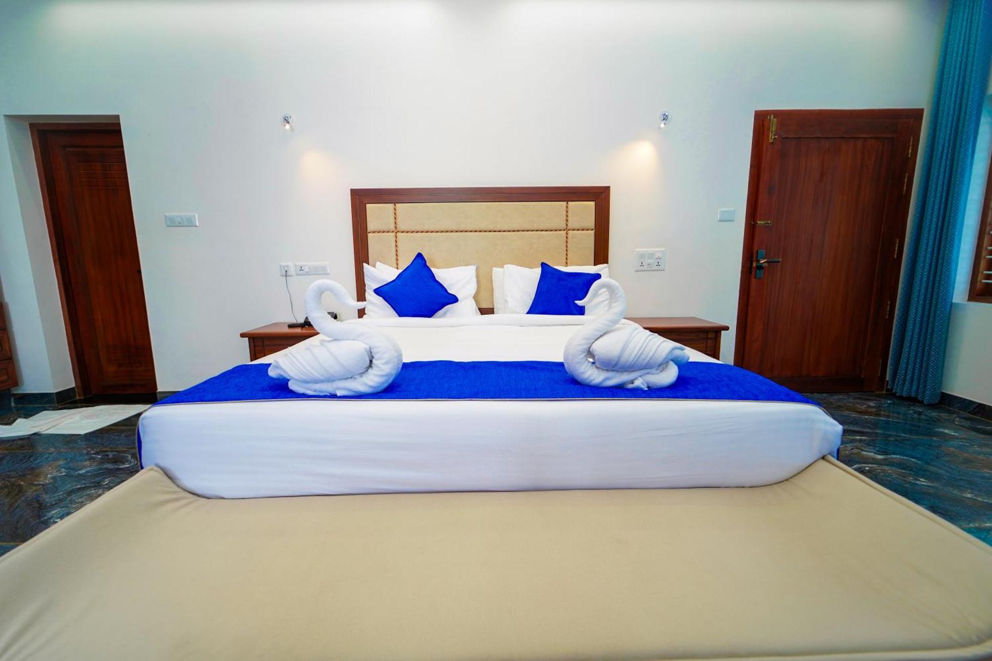 Skylar Seaview Beach Resort & Ayurveda バルカラ エクステリア 写真