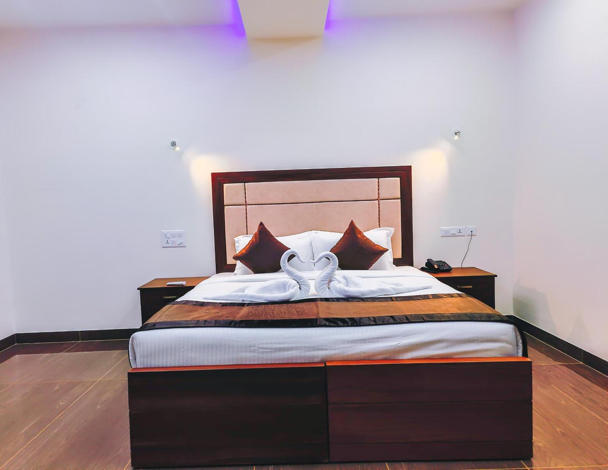Skylar Seaview Beach Resort & Ayurveda バルカラ エクステリア 写真