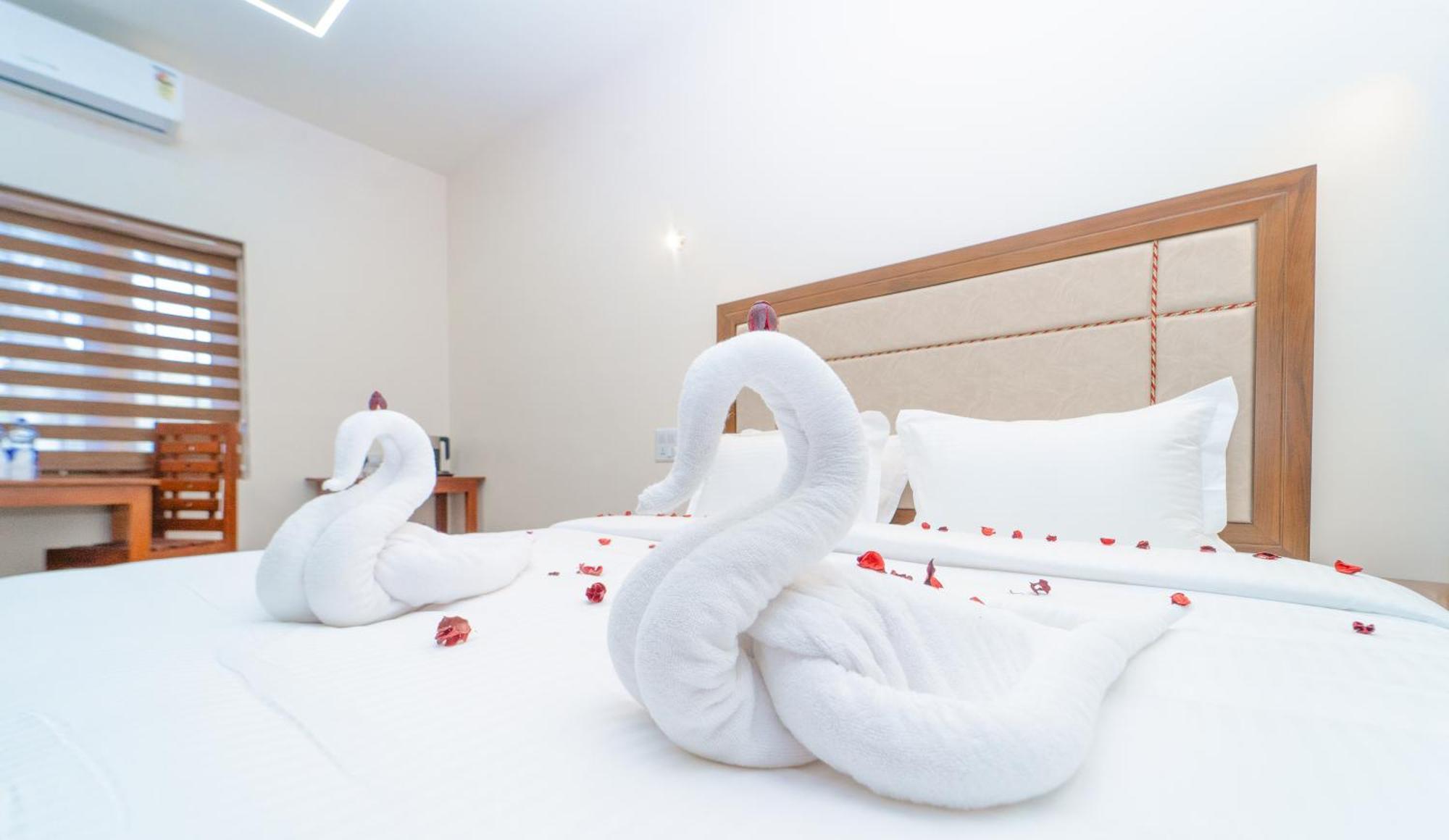 Skylar Seaview Beach Resort & Ayurveda バルカラ エクステリア 写真